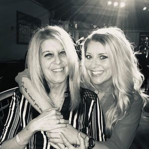 Meet your Posher, Nikki